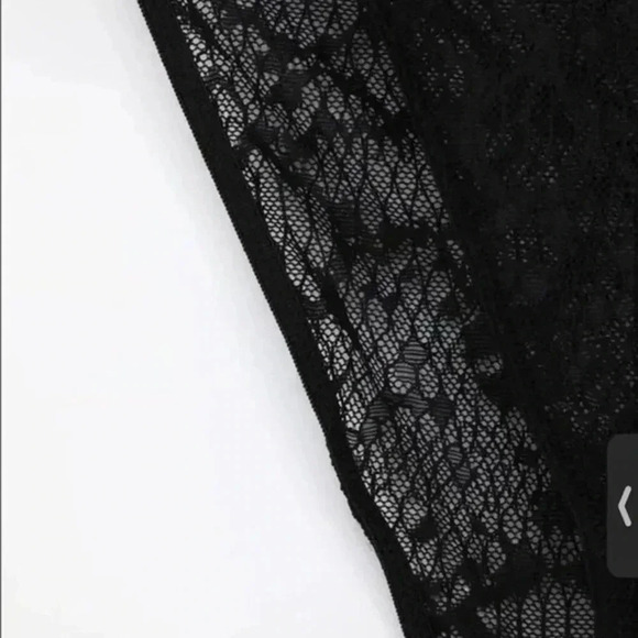 Free People Set of 2 Tameeka Lace High Waisted Black and Red Undies M - Picture 8 of 9